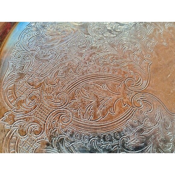 OL Oneida USA w/ 2 Lions Mark Round Vintage Silverplate Tray Floral Etching 15" - Picture 3 of 11